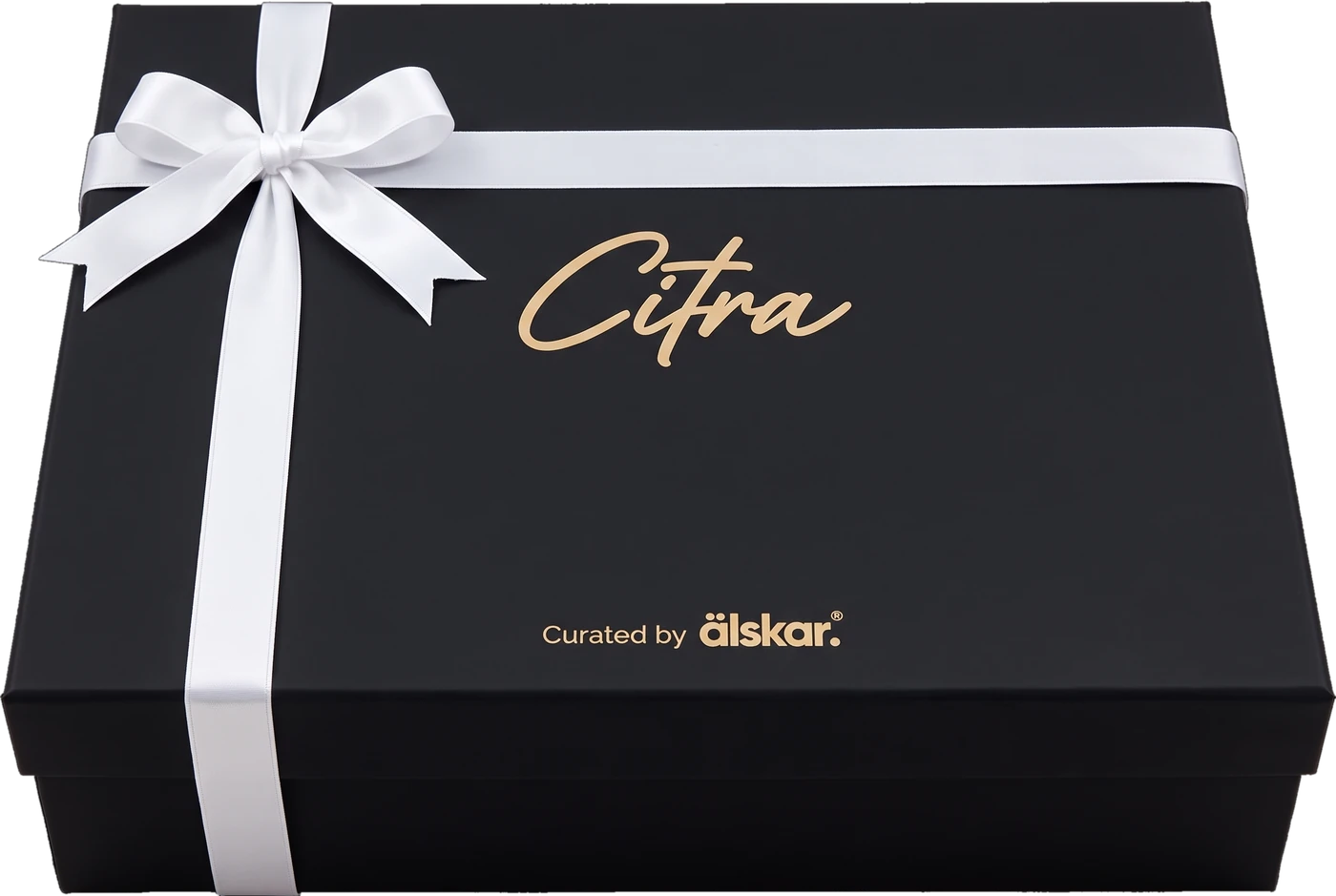 Black Älskar gift box with a white ribbon and a personalised name on the lid